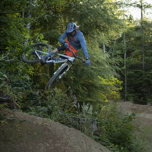Image post by @foxmtb on Instagram