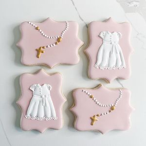 Image post by @angelbakednyc on Instagram