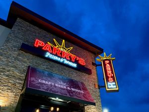 Image post by @parryspizza on Instagram