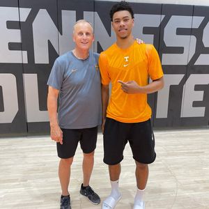 Image post by @vol_hoops on Instagram