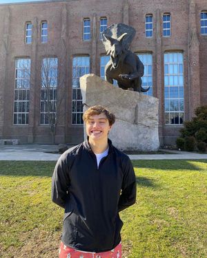 Image post by @yaleswimdive on Instagram