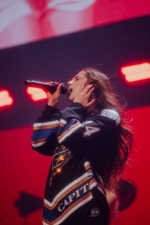 Image post by @iHeartRadio on Twitter/X