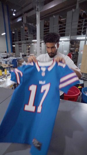 Video post by @Fanatics on Facebook