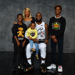 Image post by @kingjames on Instagram