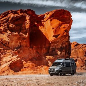 Image post by @owl.van.engineering on Instagram
