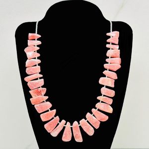 Image post by @beadcache on Instagram