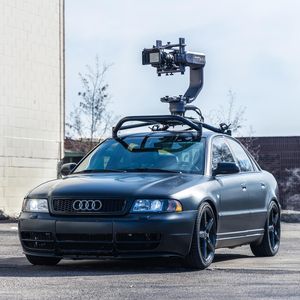 Image post by @motocrane_team on Instagram