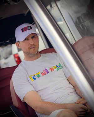 Image post by @dennyhamlin on Instagram