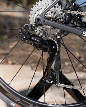 Image post by @bikerumor on Instagram