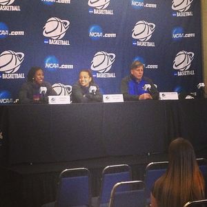 Image post by @DePaulBlueDemons on Facebook