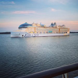 Image post by @cruiseforeveryone on Instagram