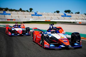 Image post by @mahindraracing on Instagram