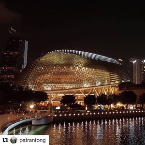 Image post by @esplanadesingapore on Instagram