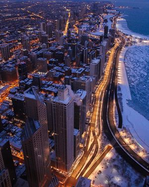 Image post by @exploreschicago on Instagram