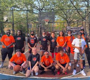 Image post by @ladieswhohoop on Instagram