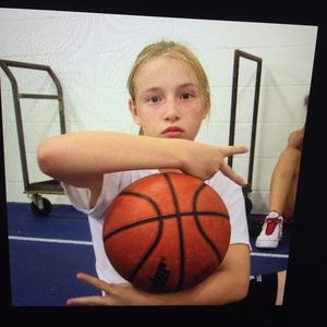 Image post by @drakewbb on Instagram