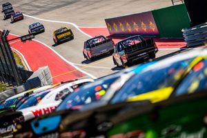 Image post by @nascaratcota on Instagram