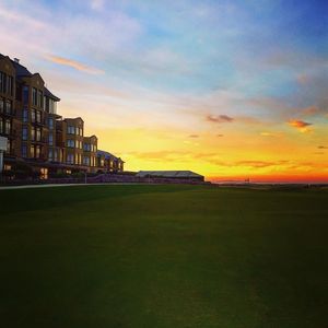 Image post by @lukedonald on Instagram