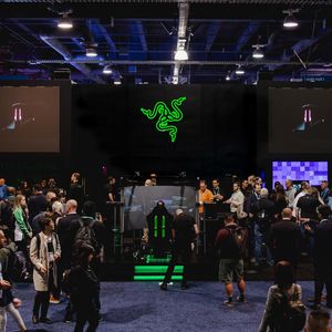 Image post by @razer on Instagram