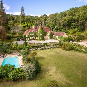 Image post by @christiesrealestate on Instagram