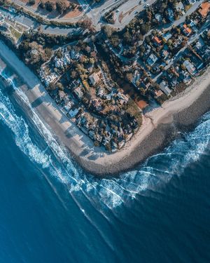 Image post by @dronepals on Instagram