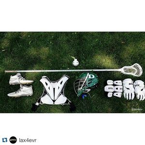 Image post by @stxmlax on Instagram
