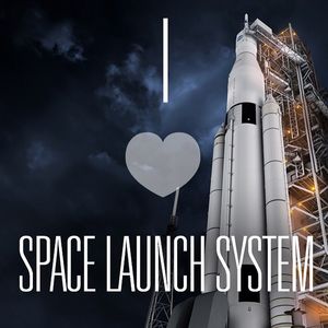 Image post by @nasaartemis on Instagram