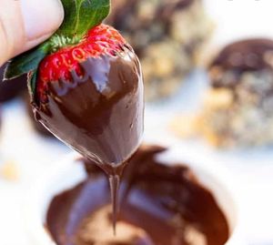 Image post by @skinnymechocolates on Instagram