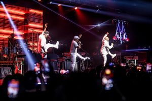 Image post by @boyziimen on Instagram