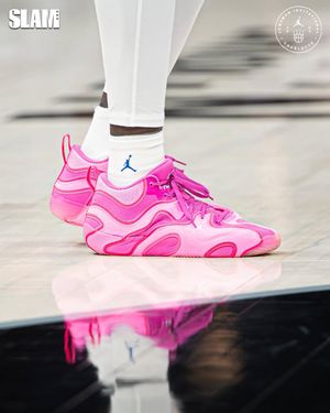 Image post by @slamkicks on Instagram