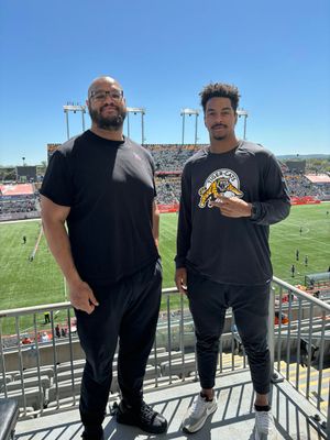 Image post by @Ticats on Twitter/X