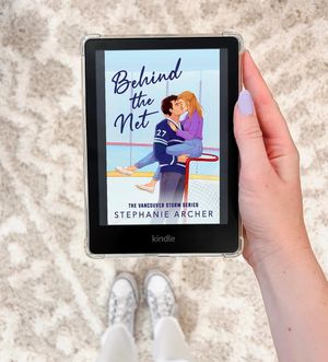 Image post by @blondiereads_ on Instagram