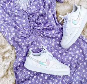 Image post by @dsw on Instagram