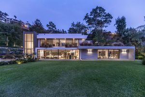 Image post by @christiesrealestate on Instagram
