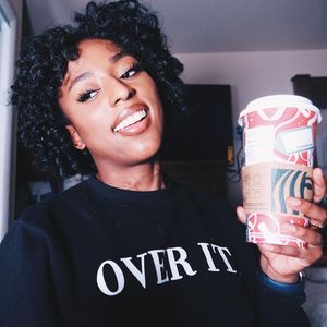 Image post by @blackgirlsinstarbucks on Instagram