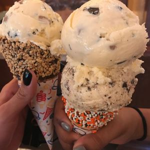 Image post by @vanessabryant on Instagram