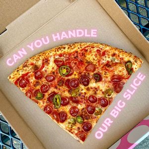 Image post by @blondies_pizza on Instagram