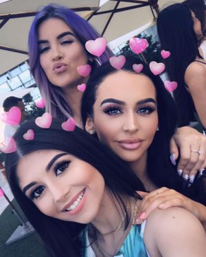 Image post by @elizabethelias on Instagram