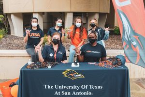Image post by @utsastudents on Instagram