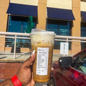 Image post by @blackgirlsinstarbucks on Instagram