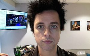 Image post by @sternshow on Twitter/X