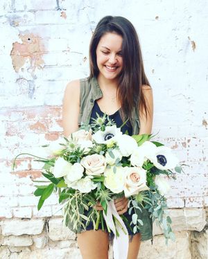 Image post by @thebloombartx on Instagram