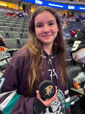 Image post by @AnaheimDucks on Twitter/X