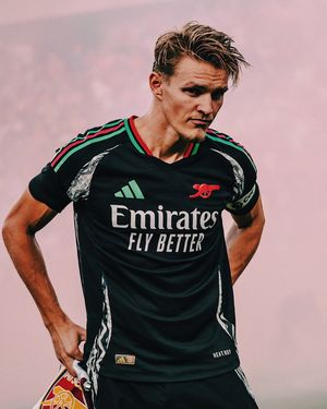 Image post by @football__hqs on Instagram