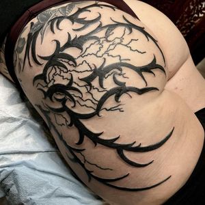 Image post by @jessfoxtattoos on Instagram