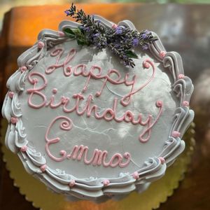 Image post by @rhubarbcakesla on Instagram