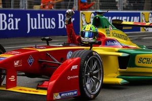 Image post by @lucasdigrassi on Instagram