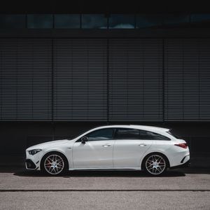 Image post by @mercedesamg on Instagram