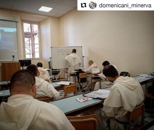 Image post by @angelicumop on Instagram