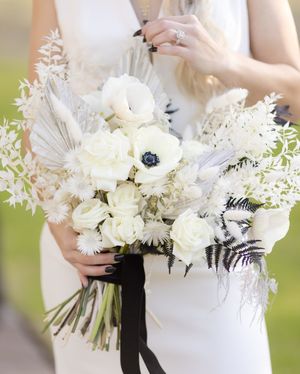 Image post by @thebloombartx on Instagram